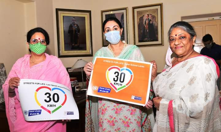 सांसद दीया कुमारी ने शहरों में स्पीड लिमिट कम करने को लेकर ‘लव 30 कैम्पेन’ का पोस्टर लॉन्च किया